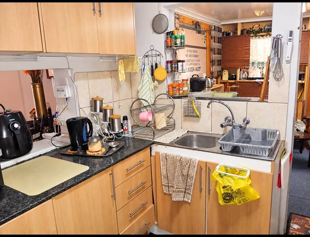 3 BEDROOM FREEHOLD FOR SALE IN ELSPARK